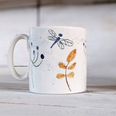 libellula-q44fofgw728biop8qfwlga7chx2aeiu7x5mz93cz34 Le nostre mug artistiche, uniche e sostenibili