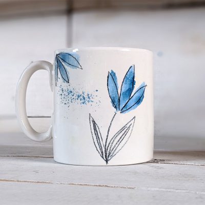 tulipanoblu-q44foj88yedgt4js4hj3q996vgjr9b959o8x677ee8 Le nostre mug artistiche, uniche e sostenibili